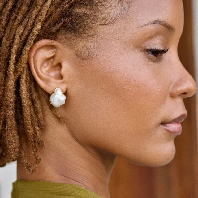 Willa Pearl Earring