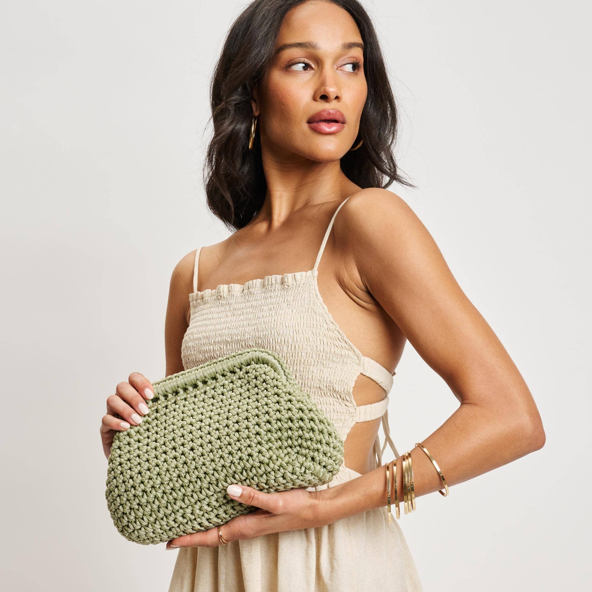 Anastasia Clutch